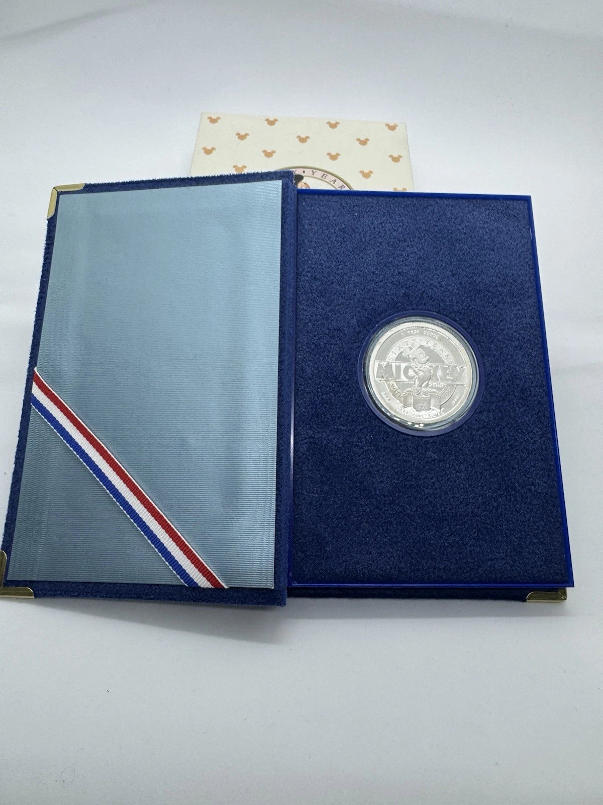 1988 Mickey 60 Years Proof Coin #1 Mickey & Walt 1928 1 oz. .999 Silver *SINGB*