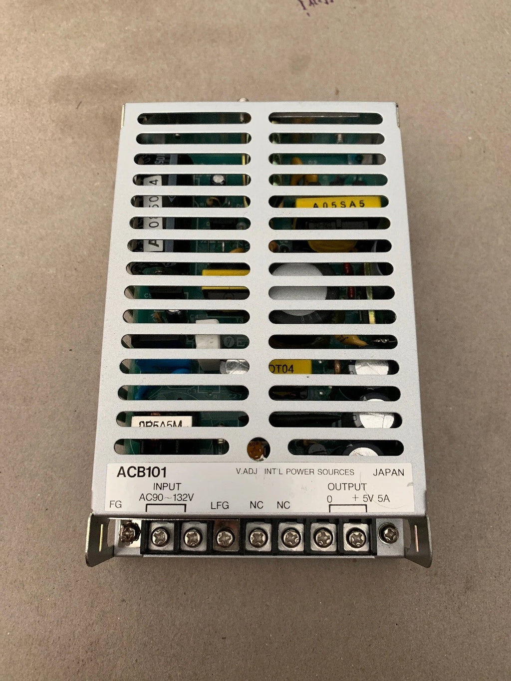 International Power Sources Power Supply ACB101 Input 90-132V Output 5V/5A Japan
