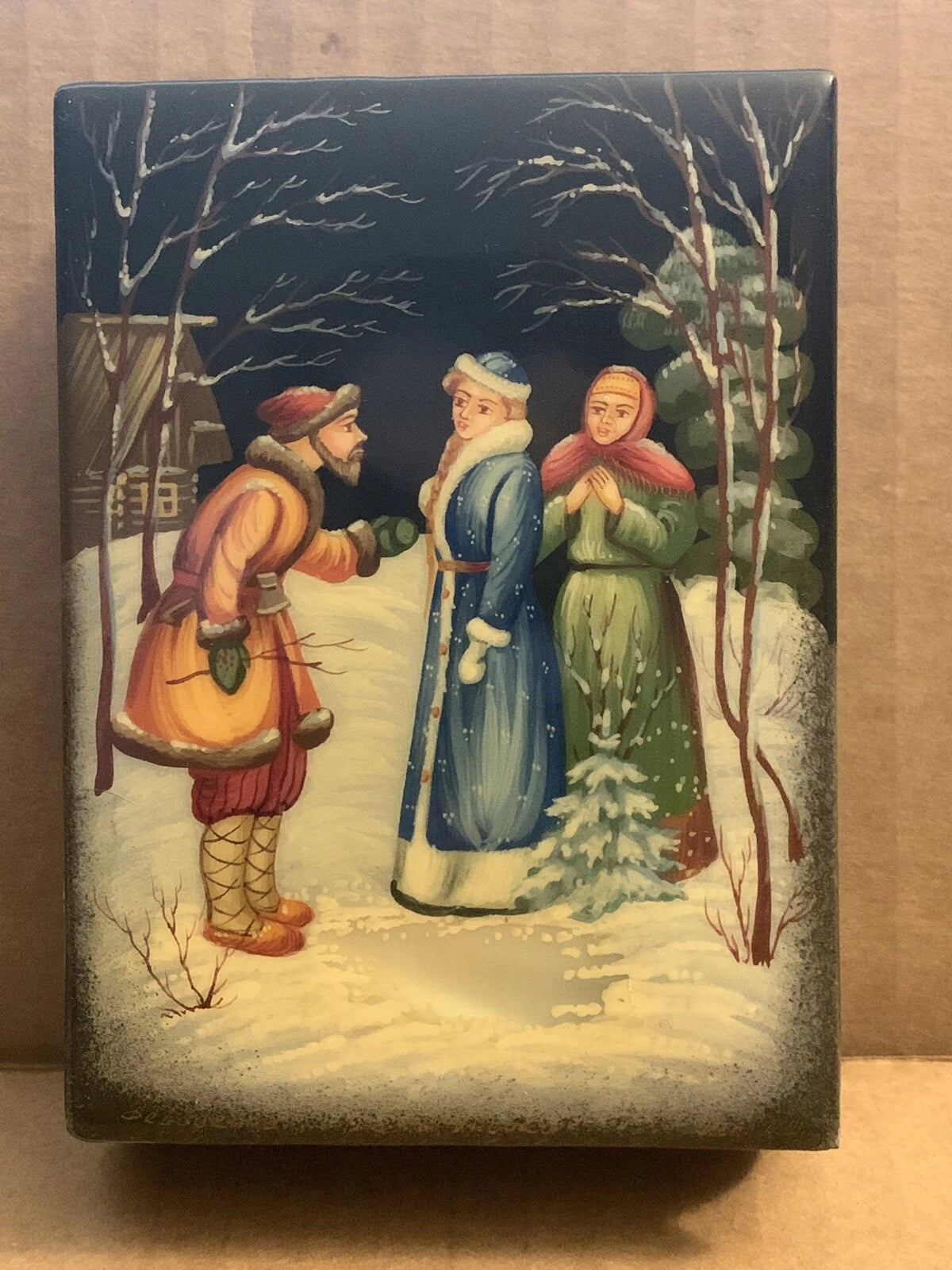 Russian Lacquer Jewelry Box Hand Painted Pearl Fedoskino Snegurochka Snow Maiden