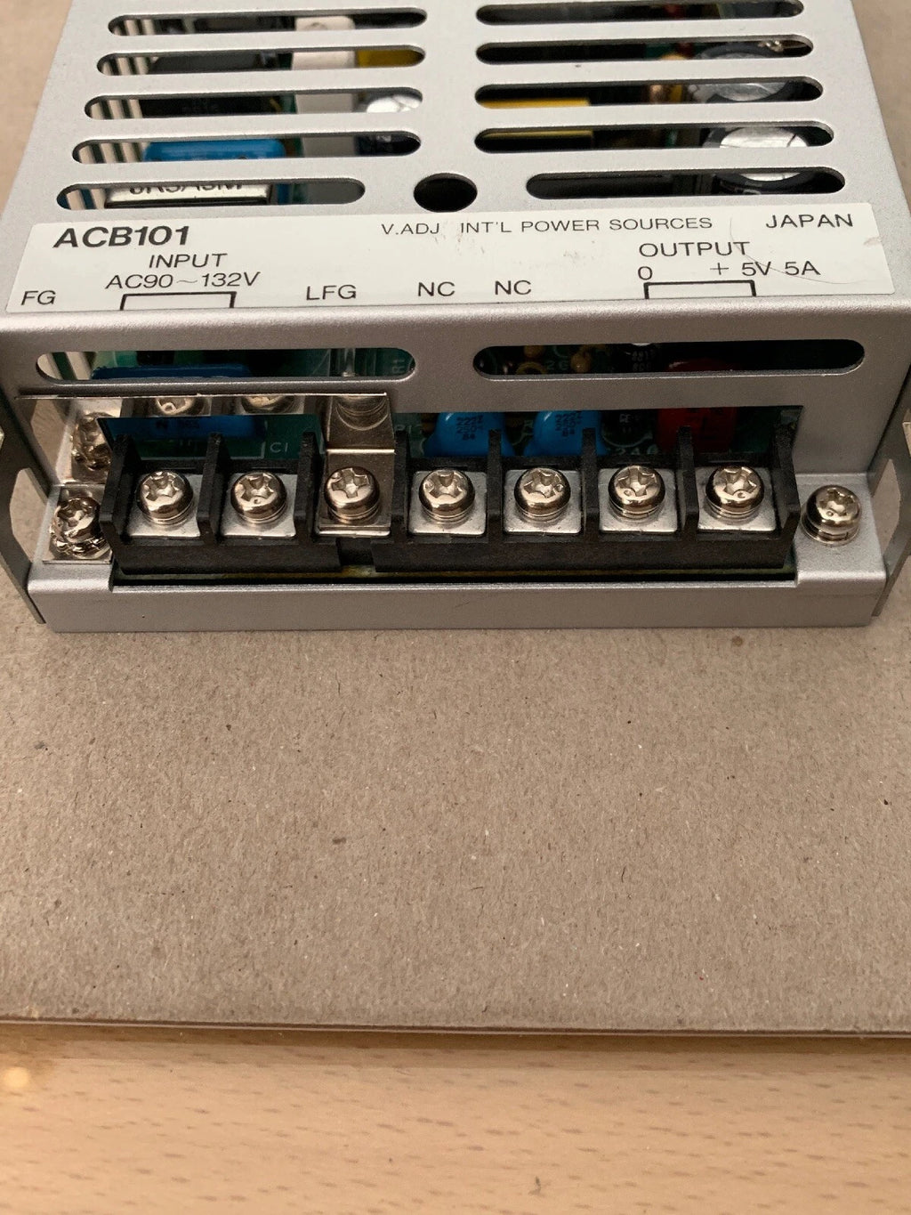 International Power Sources Power Supply ACB101 Input 90-132V Output 5V/5A Japan