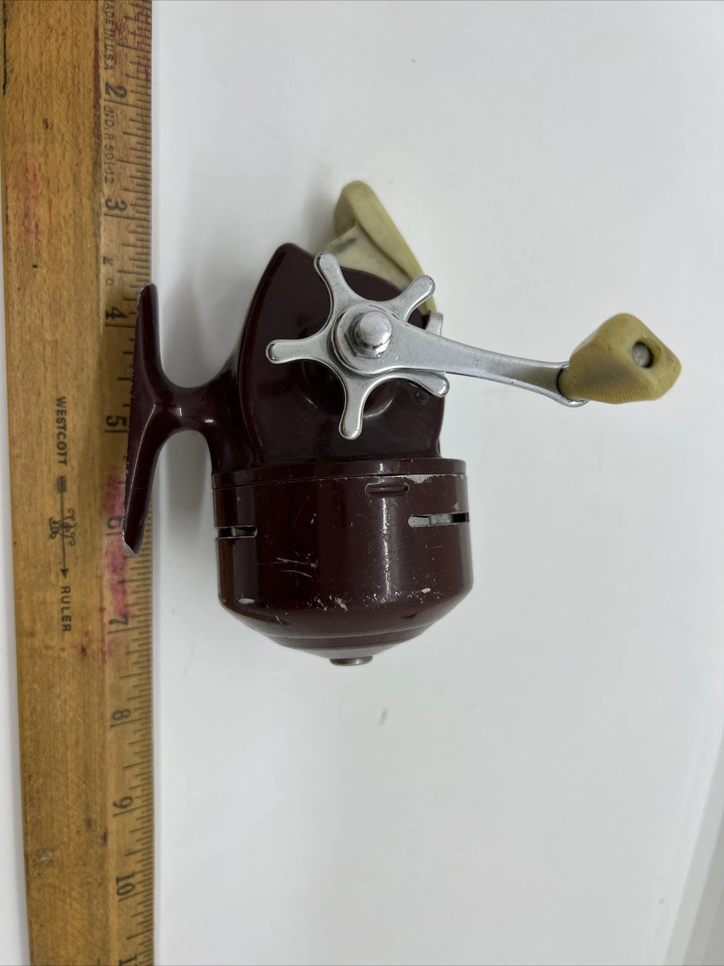 Vintage Shakespeare No. 1765 Wonderflyte Push Button Model EG Fishing Reel USA