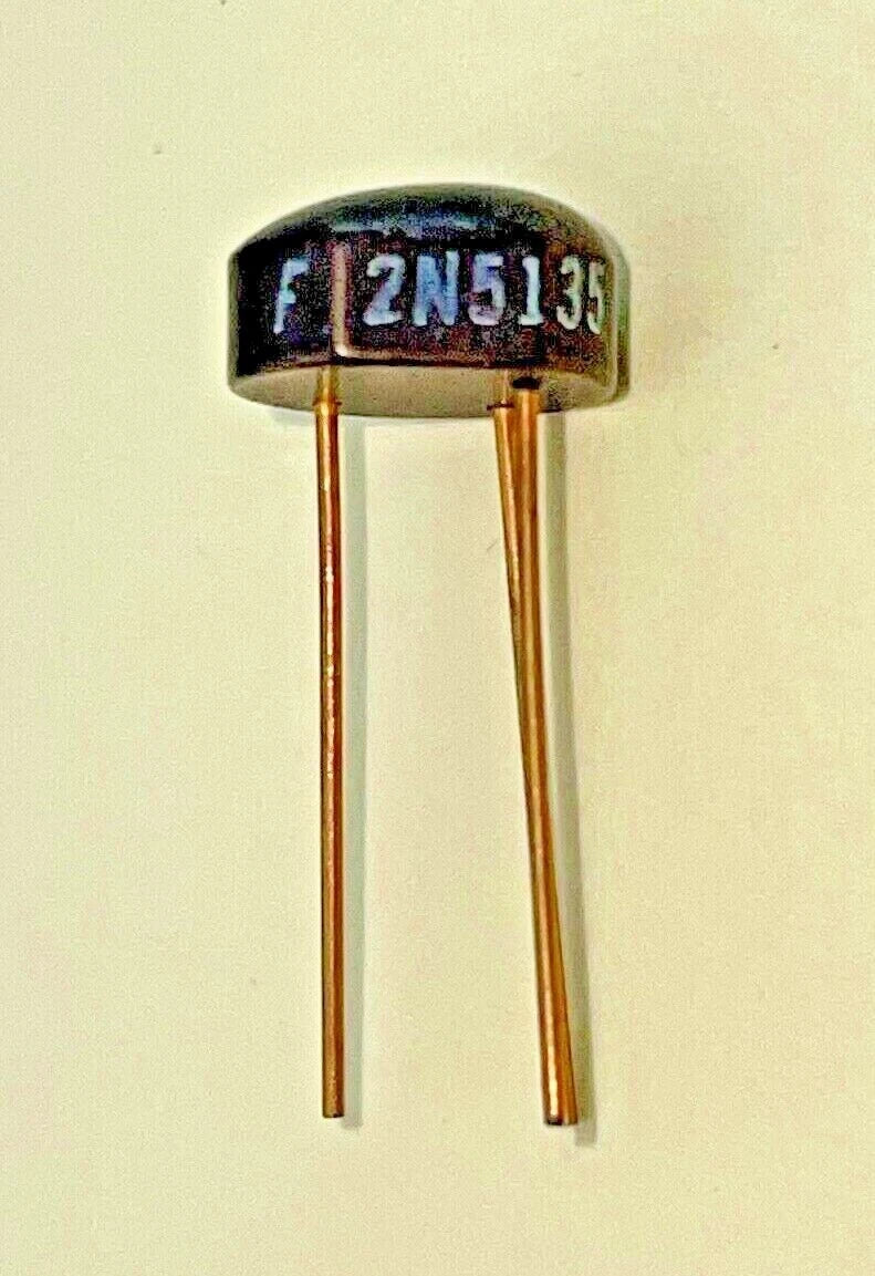 TRANSISTOR 3 PIN GOLD 2N5135 NPN TO-105 NEW OLD STOCK (1PC)